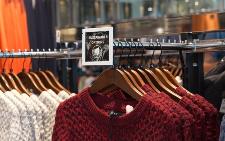 100x100mm Reflex Sustain Injection Moulded White Frame